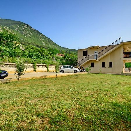 Apartments Orizzonte With Beautiful View Of The Bay Kotor Bagian luar foto