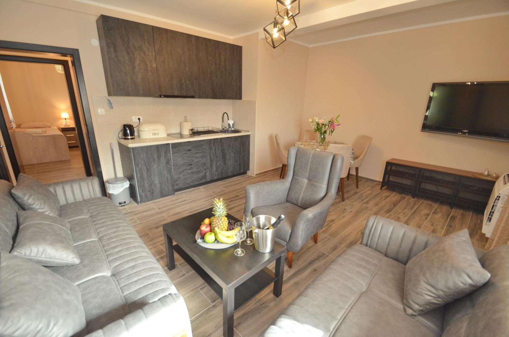 Apartments Orizzonte With Beautiful View Of The Bay Kotor Bagian luar foto