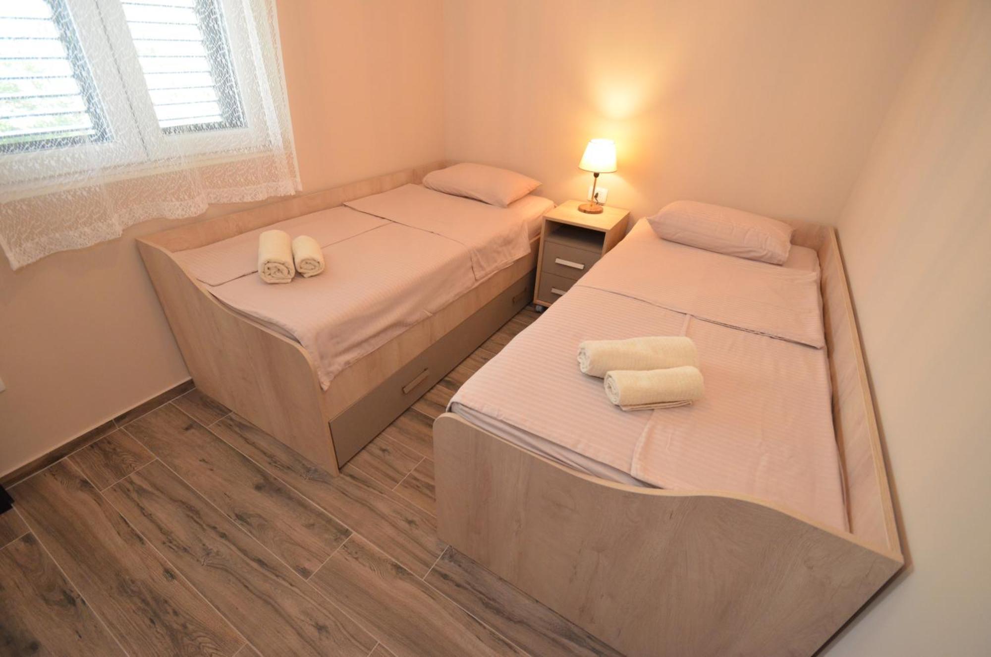 Apartments Orizzonte With Beautiful View Of The Bay Kotor Bagian luar foto