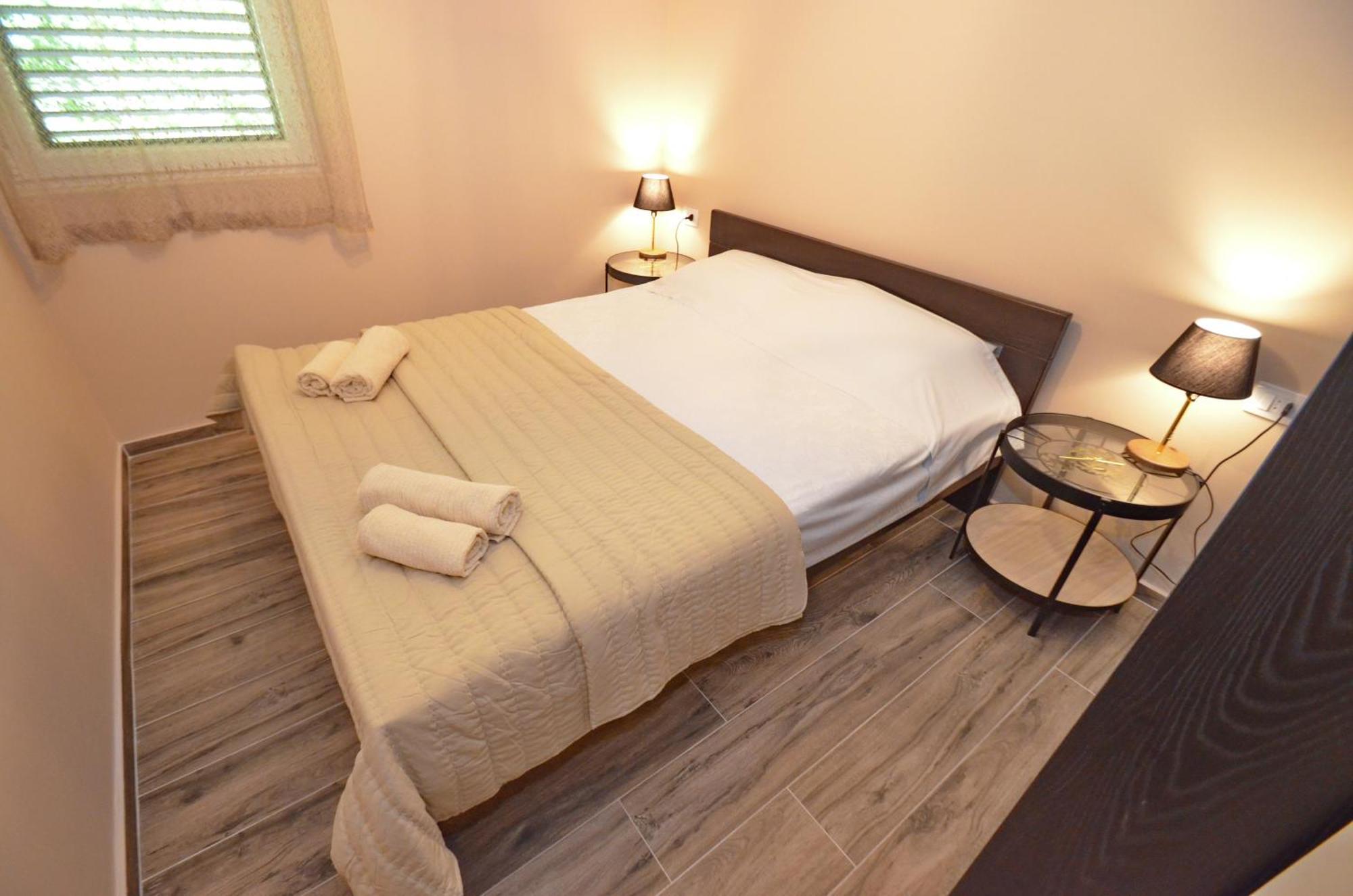 Apartments Orizzonte With Beautiful View Of The Bay Kotor Bagian luar foto